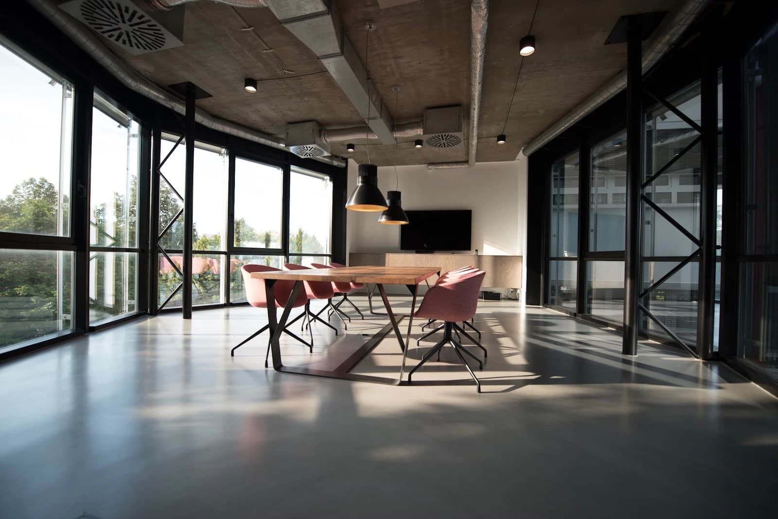 Bureau créatif pour préparer un projet photo et vidéo